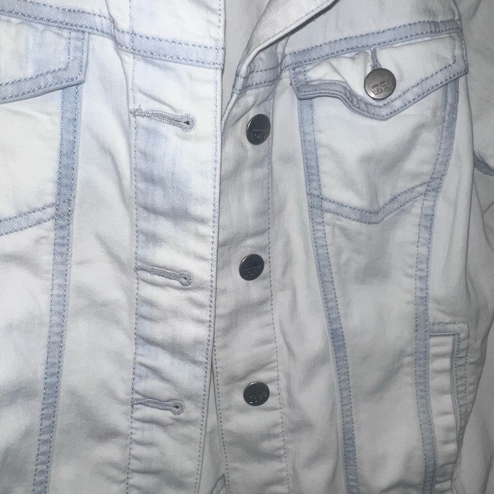 LOFT Women's Light Wash Denim Jacket - Picture 3 of 8